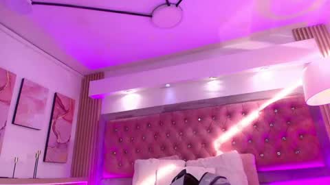 cherry online show from 04/18/26, 12:31