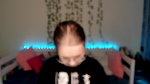 Snapshot of shy_elina01 chatting on 10/12/25, 12:26 shy_elina01 online show from 10/12/25, 12:26