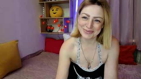 shy_girl80 online show from 02/04/26, 04:02