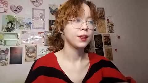 Milena online show from 10/24/25, 01:07