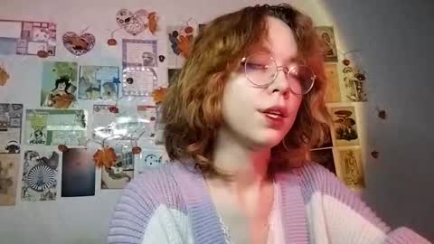 Milena online show from 11/11/25, 01:44