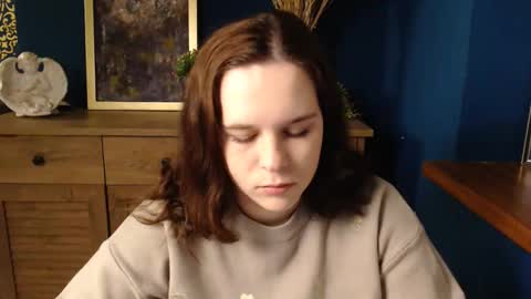 shy_lil online show from 12/18/25, 02:34