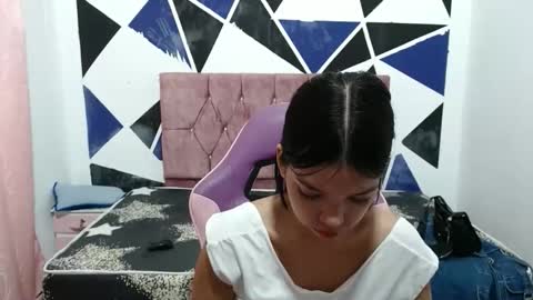 luna online show from 11/28/25, 02:09