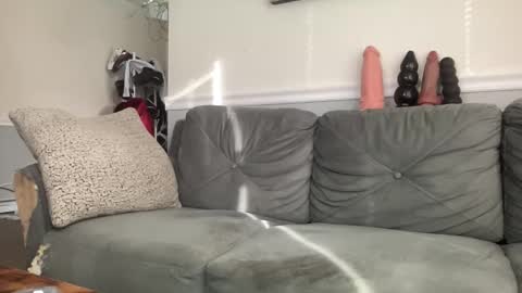 shy_one_cam online show from 12/15/25, 02:32