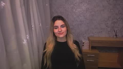 Snapshot of shy_sabrina_ chatting on 12/16/24, 11:12 shy_sabrina_ online show from 12/16/24, 11:12