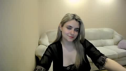 shy_sabrina_ online show from 04/01/26, 09:01