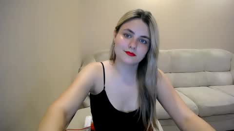 Snapshot of shy_sabrina_ chatting on 05/26/26, 05:31 shy_sabrina_ online show from 05/26/26, 05:31