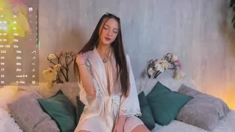 Snapshot of shy_starlight chatting on 02/12/25, 02:43 Melanie online show from 02/12/25, 02:43