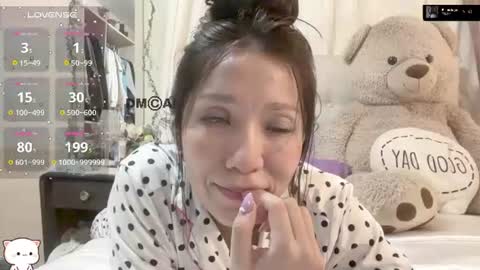 Snapshot of shyangie24 chatting on 07/25/26, 05:16 Angeline 3 independent come here when am horny... online show from 07/25/26, 05:16