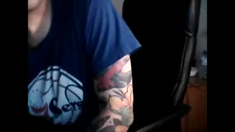 shyboyhugecum2020 online show from 01/17/25, 03:55