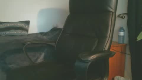 shyboyhugecum2020 online show from 01/19/26, 04:16