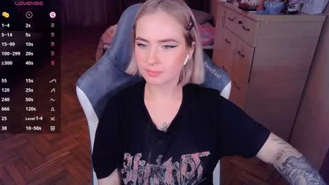 Effie online show from 01/02/25, 06:12