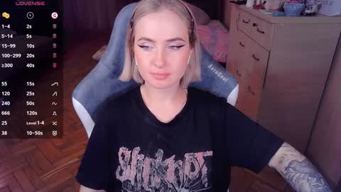 Effie online show from 01/03/25, 08:43