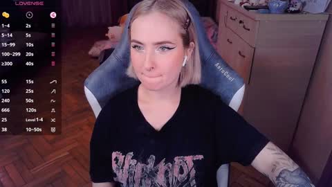 Effie online show from 01/04/25, 07:34