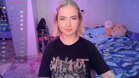 Effie online show from 02/06/25, 01:32