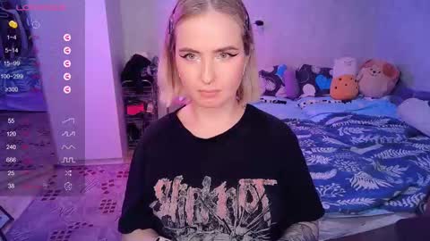 Effie online show from 02/10/25, 03:53