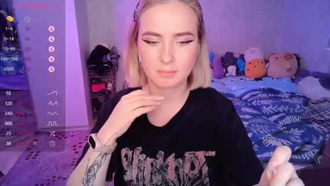 Effie online show from 02/10/25, 09:58