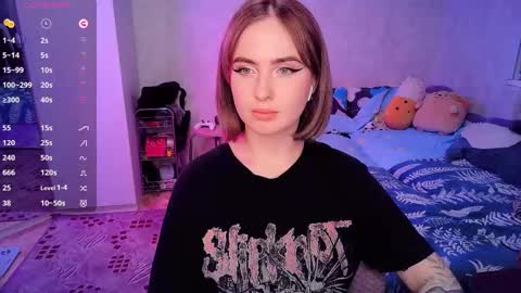 Effie online show from 02/20/25, 07:41