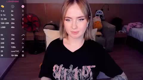 Effie online show from 03/12/25, 10:17