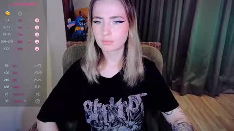 Effie online show from 10/20/25, 04:57