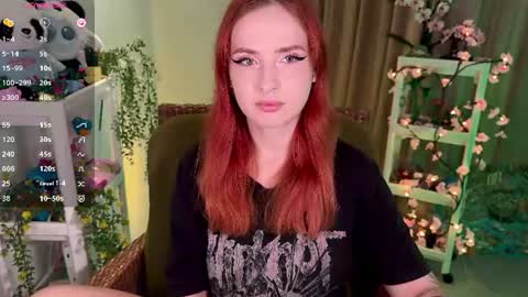 Snapshot of shyfoxxxy chatting on 07/29/26, 07:28 Effie online show from 07/29/26, 07:28