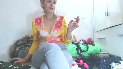 Shyhotsquirt online show from 02/09/25, 02:06