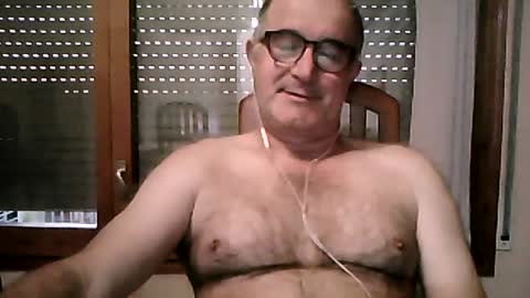 Snapshot of shymmy10 chatting on 07/09/26, 04:16 shymmy10 online show from 07/09/26, 04:16