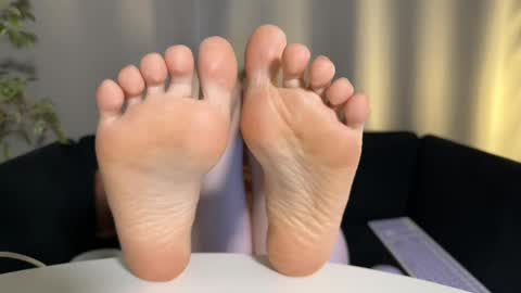 Amelia online show from 02/13/25, 10:00