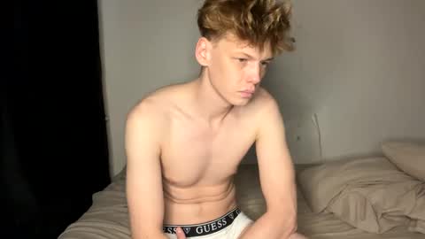 Snapshot of shyredstar chatting on 12/12/24, 10:24 Tom and Betty online show from 12/12/24, 10:24