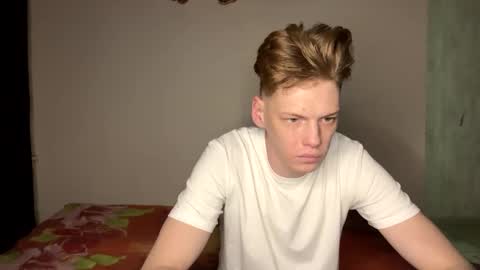 Snapshot of shyredstar chatting on 12/20/24, 12:05 Tom and Betty online show from 12/20/24, 12:05