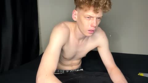 Snapshot of shyredstar chatting on 12/27/24, 06:24 Tom and Betty online show from 12/27/24, 06:24