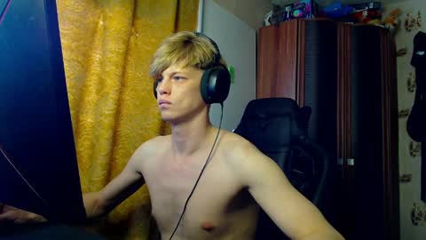 Tom and Betty online show from 04/06/26, 04:46