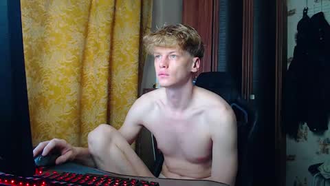 Tom and Betty online show from 04/21/26, 03:02