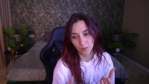 Snapshot of shyy_jany chatting on 05/22/26, 01:06 shyy_jany online show from 05/22/26, 01:06