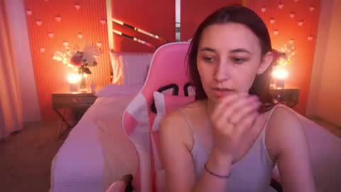 Snapshot of shyy_jany chatting on 06/27/26, 01:17 shyy_jany online show from 06/27/26, 01:17