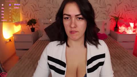 Snapshot of shyyswallow chatting on 02/26/26, 07:35 Mila online show from 02/26/26, 07:35