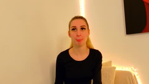 Anastasia online show from 02/27/26, 06:35