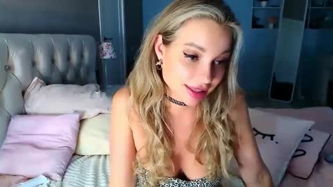 Snapshot of sialone chatting on 02/07/25, 09:26 sialone online show from 02/07/25, 09:26