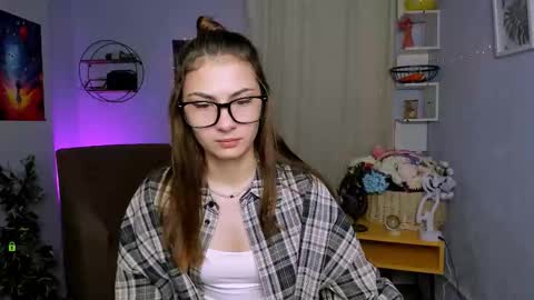 silicia online show from 02/03/26, 01:49