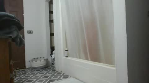 Snapshot of sidneyraee chatting on 05/29/26, 02:37 Mrs. St. Patrickk online show from 05/29/26, 02:37