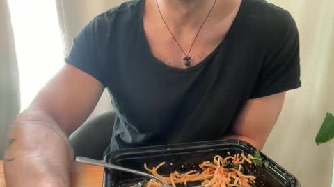 sie273 online show from 12/13/24, 08:15