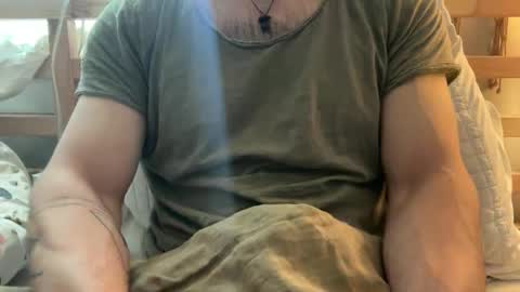 sie273 online show from 12/17/24, 03:17