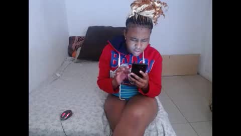 sieannabrown online show from 11/28/25, 09:56