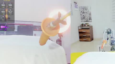 Snapshot of sieena_ chatting on 06/27/26, 09:36 Sieena online show from 06/27/26, 09:36