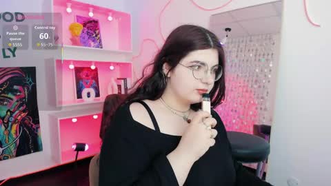 Siena online show from 04/15/26, 06:04