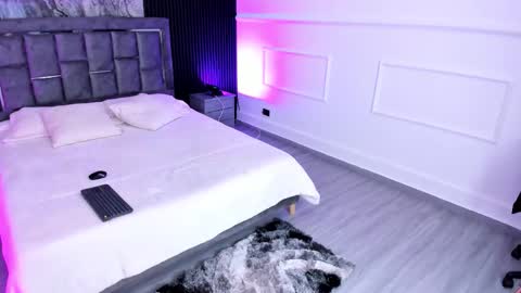 Siena Rosewood online show from 12/02/25, 03:23