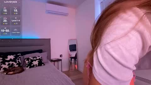 Lisa online show from 12/03/25, 04:42