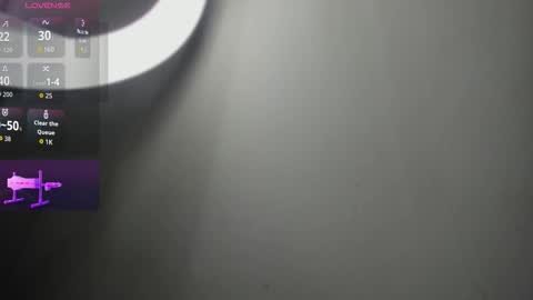 Keira online show from 10/23/25, 11:31