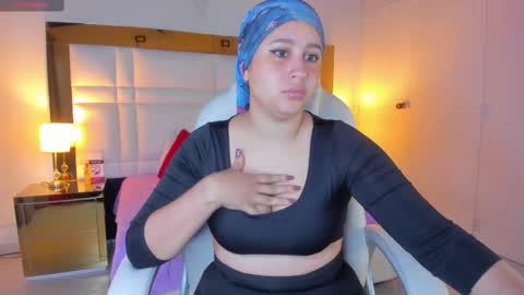 Sienna  online show from 10/02/25, 11:28