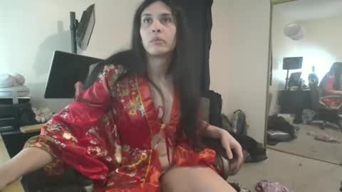 Nicole Zelaya Ferrati  Niky Ferrati online show from 12/02/25, 09:36